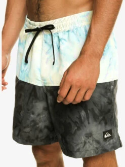 Quiksilver Butt Logo 17" - Short De Bain Pour Homme -Pas Cher Quiksilver Magasin eqyjv03994 quiksilverw kvj6 frt3